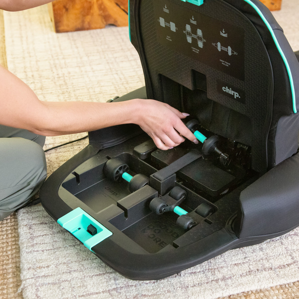 Chirp Contour Decompression & Massage Table